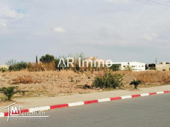 Terrain constructible de 324 m² à Tebourba