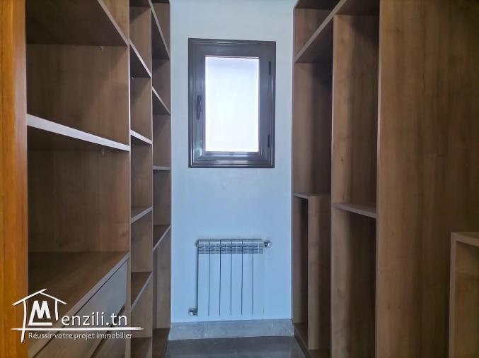 Appartement s4 aux jardins de carthage