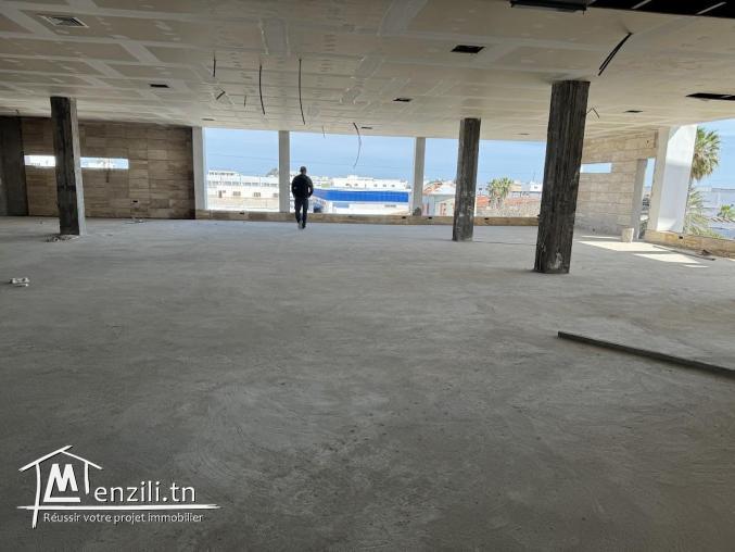 Super immeuble bureautique 14000 m² à charguia 1