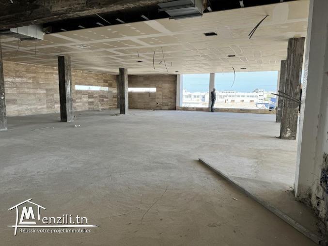 Super immeuble bureautique 14000 m² à charguia 1