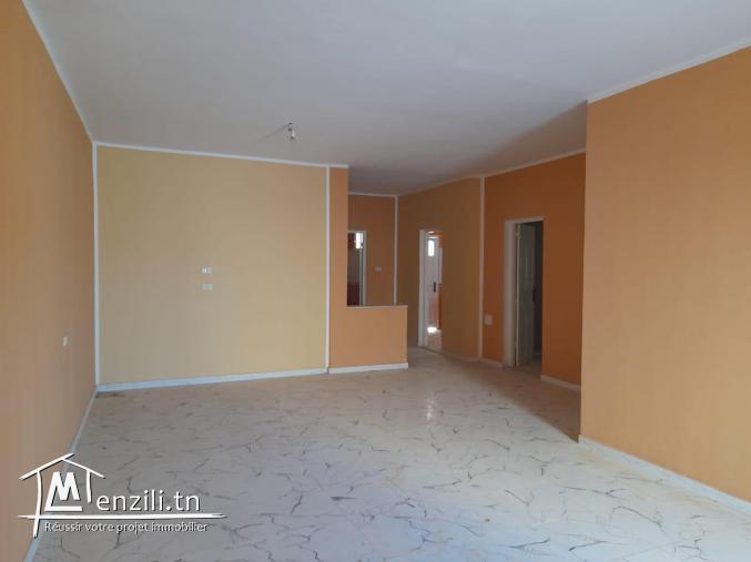 Appartement S+3 de 135 m2 1er étage - Mtorrech Gabès