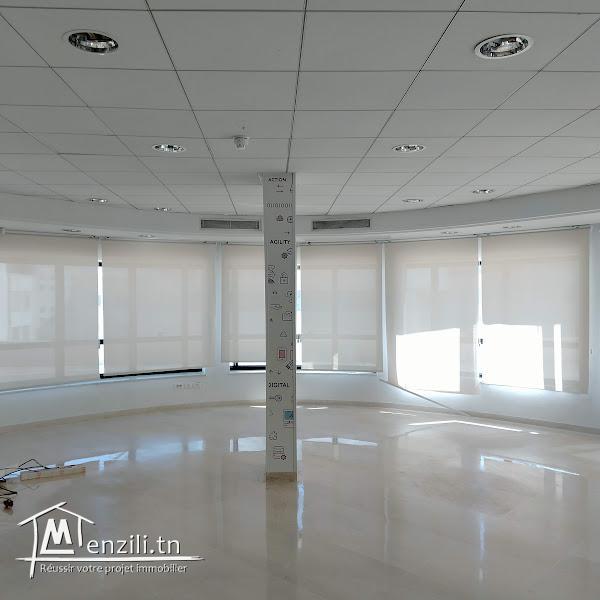 Spacieux immeuble HS 3500 m² au Berge du lac 1