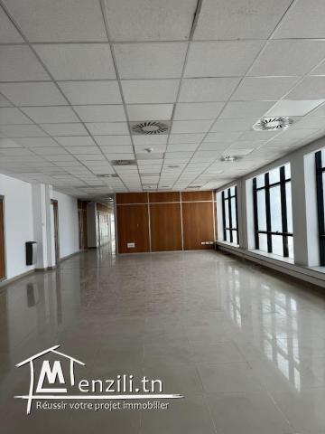 Super immeuble bureautique au Berge du lac 2