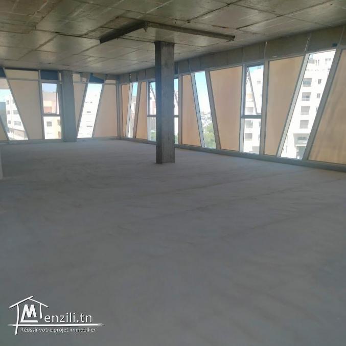 Immeuble neuf 2850 m² haut standing au lac 2