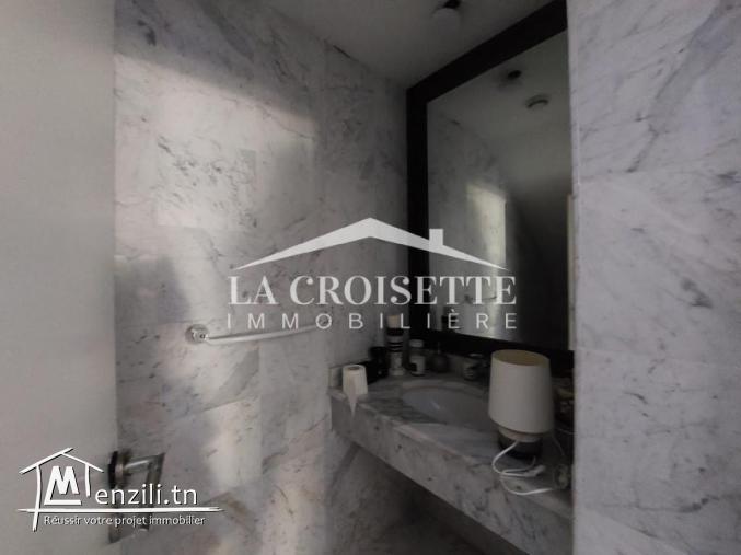 Villa S+5 avec piscine à Gammarth MVL0239