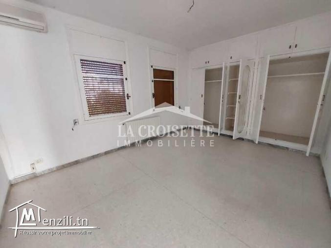 Villa S+6 avec piscine à La Marsa MVL1586