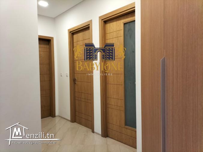 A louer un appartement en s3 aux jardins de Carthage