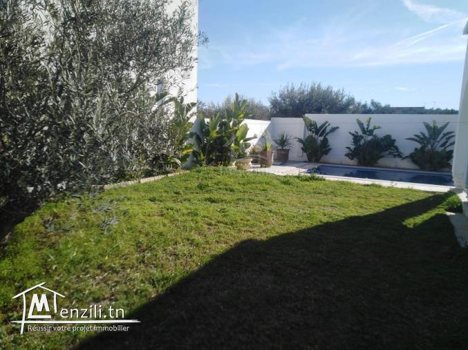 Charmante villa avec jardin et piscine à vendre à Hammamet Sud 51355351