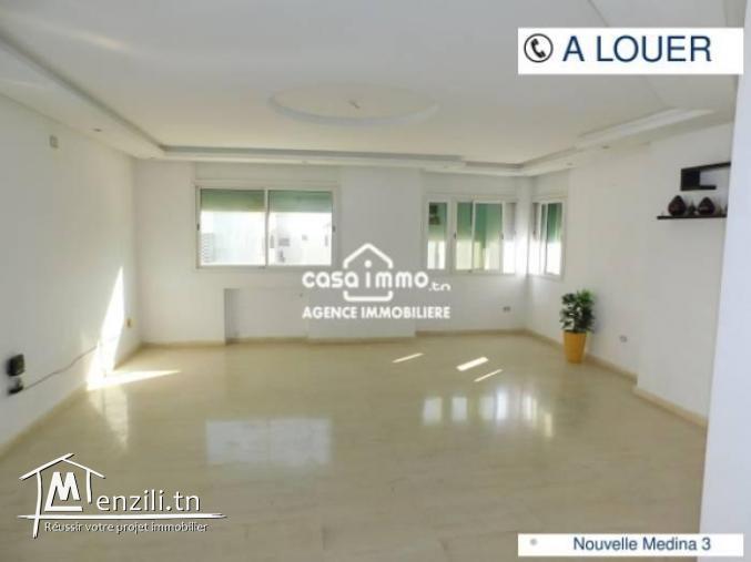 A LOUER ETAGE DE VILLA HABITATION OU COMMERCIALE