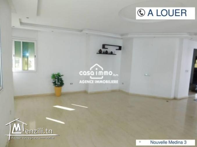 A LOUER ETAGE DE VILLA HABITATION OU COMMERCIALE