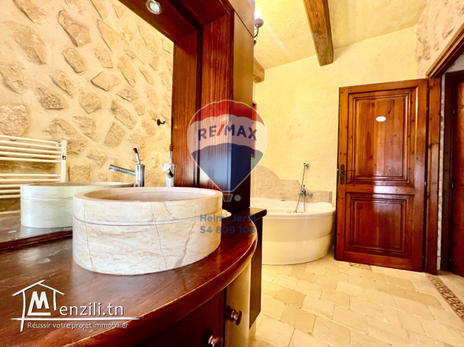 Villa à la Marsa à louer