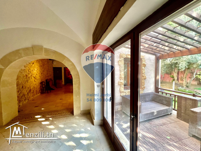 Villa à la Marsa à louer