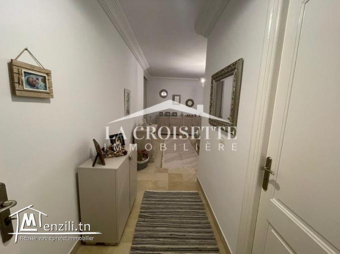 Villa S+4 avec piscine à Gammarth MVL0256