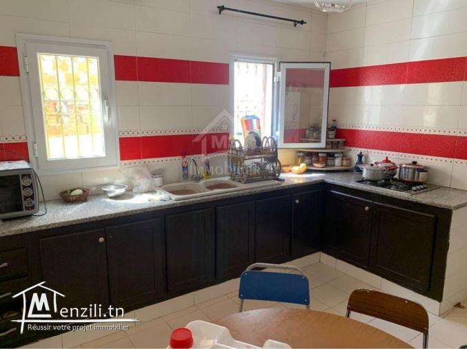 Maison S+3 avec garage à vendre à Hammamet 51355351