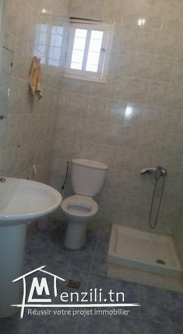 A vendre une Villa et 3 étages