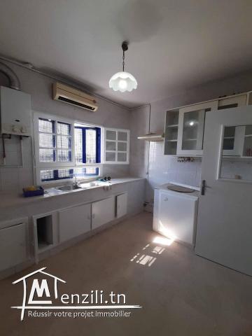 A Louer un TRIPLEX S+5 à Manar 1