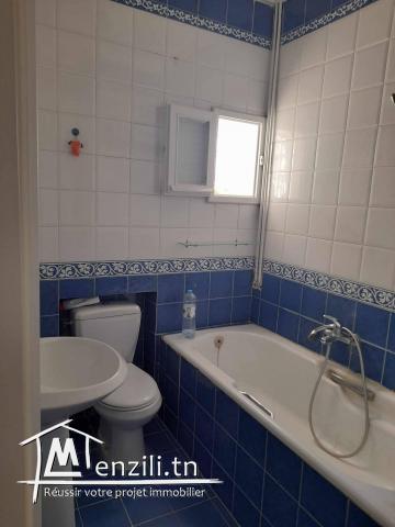 A Louer un TRIPLEX S+5 à Manar 1