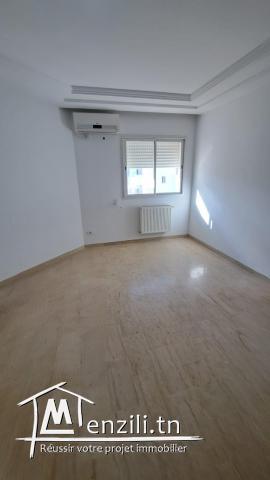 Appartement S+3 à Louer - L'Aouina, Tunis
