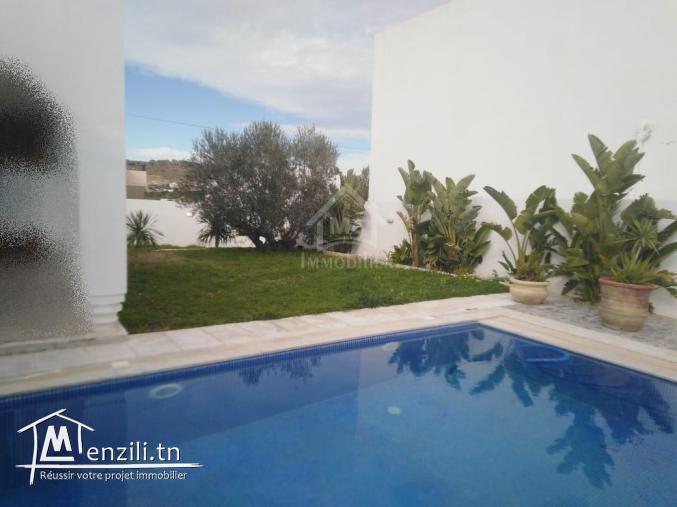 Villa meublée avec jardin et piscine à vendre à Hammamet Sud 51355351