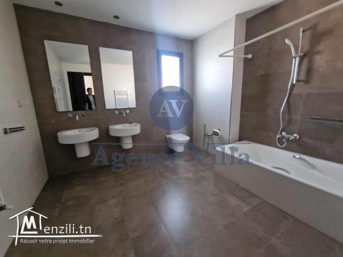 Villa S+6 à Gammarth supérieur