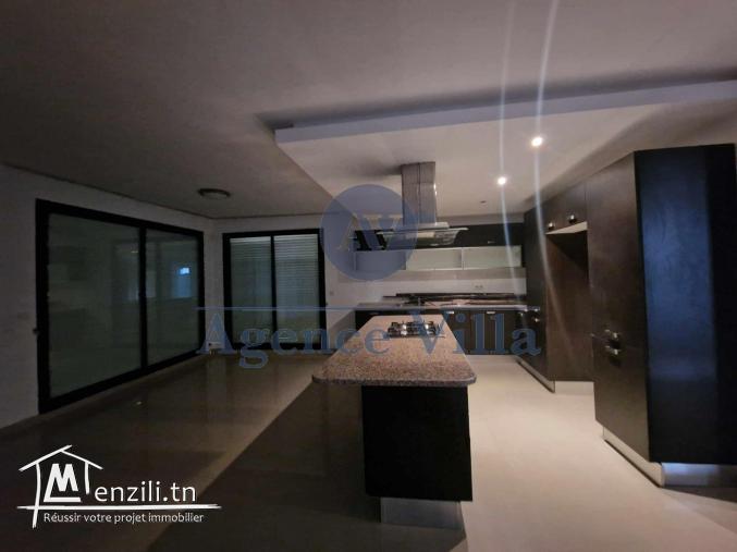 Villa S+6 à Gammarth supérieur