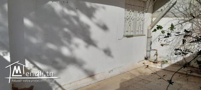 Rez de chaussee de villa