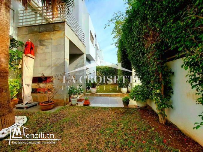 Villa S+4 avec piscine à La Marsa ZDL0350