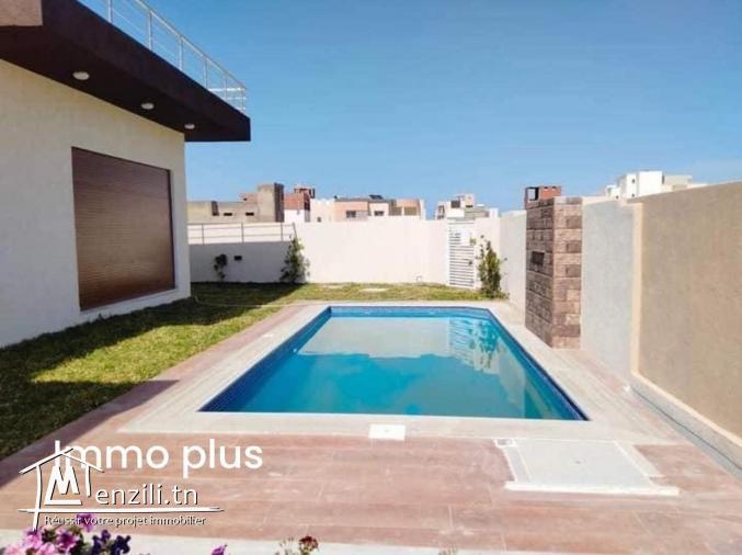 A vendre : superbe villa avec piscine Situé au bord de la plage à zahra kelibia????