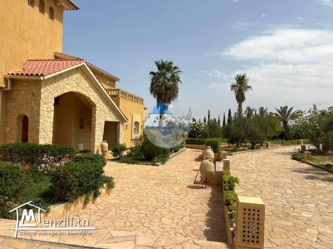 a vendre villa à Sousse