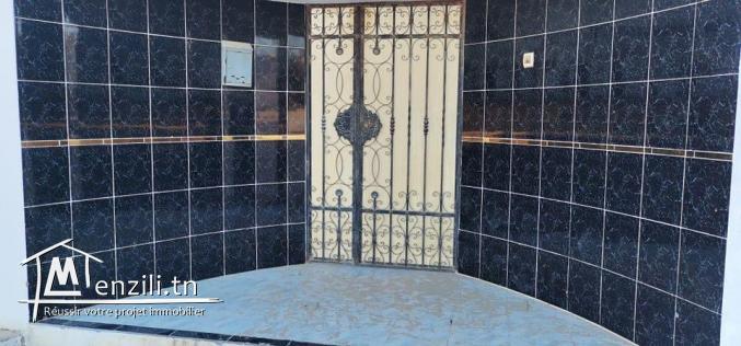 A LOUER UNE JOLIE MAISON