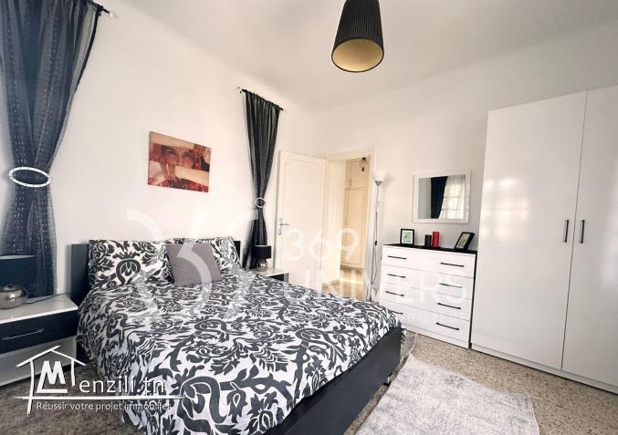 Etage de villa meublé vue sur mer à La Marsa