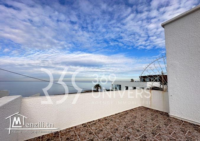Etage de villa meublé vue sur mer à La Marsa