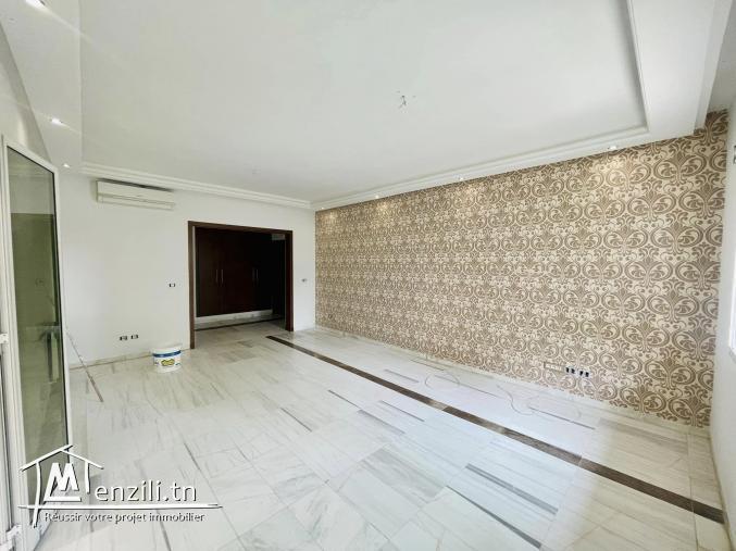 A vendre  S+3 neuf a Menzah 9C