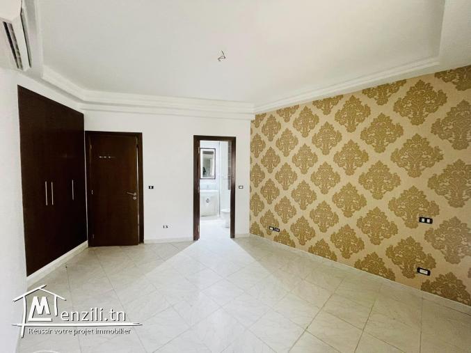 A vendre S+3 neuf a Menzah 9C