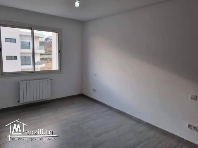 luxueux S+2  à Ennasr 2