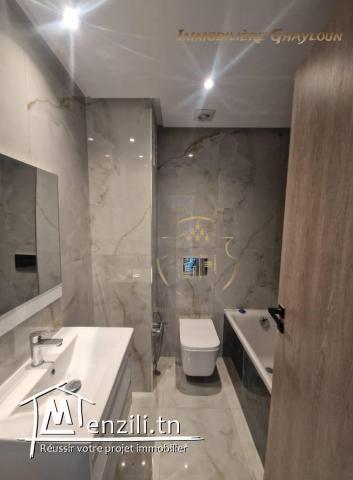 villa luxueux s3 neuf à Ennasr 2