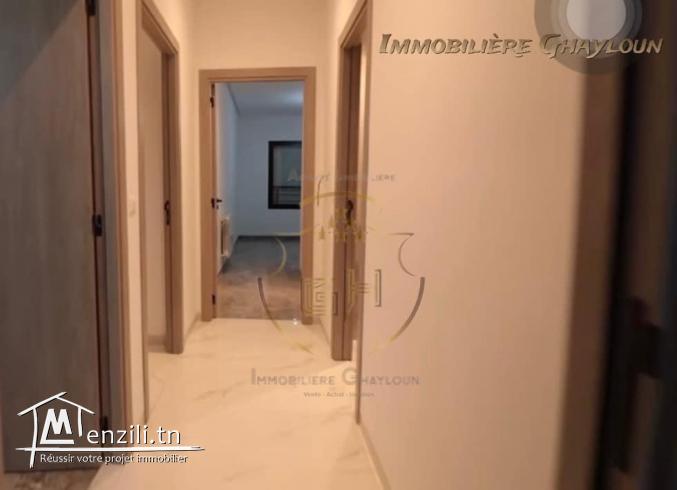 villa luxueux s3 neuf à Ennasr 2