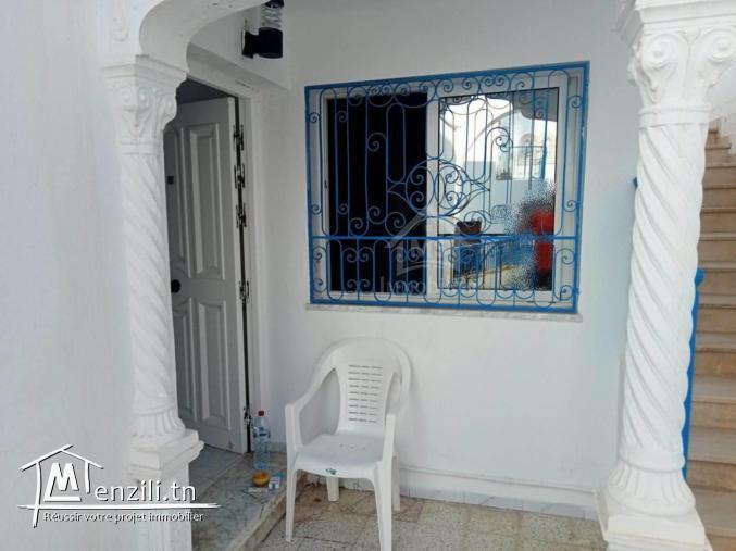 2 étages indépendants à Hammamt Nord à vendre 51355351