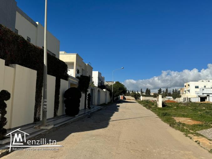 Joli immeuble résidentiel à Mnihla