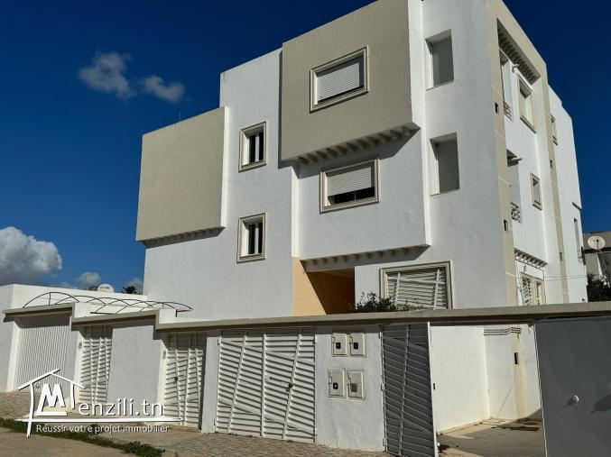 Joli immeuble résidentiel à Mnihla