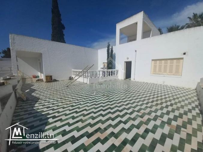 Une villa avec jardin à vendre à Hammamet 51355351