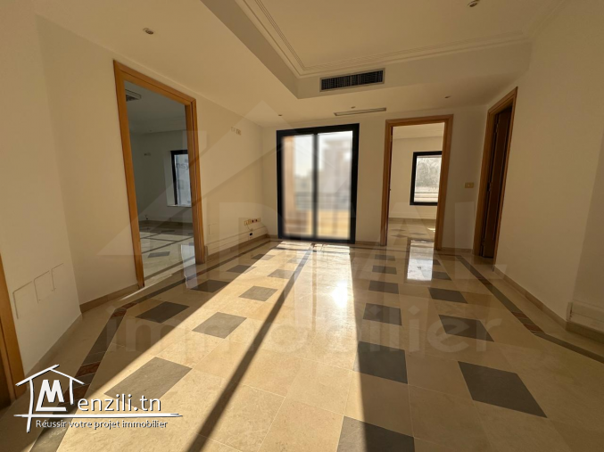 AL Bureau 100m² au Lac1