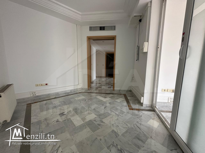 AL Bureau 130m² au Lac1