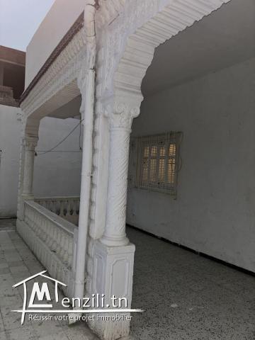 Maison À Vendre + Garage + Studio Inclus