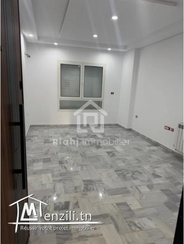 Etage de villade 120 m2  à louer