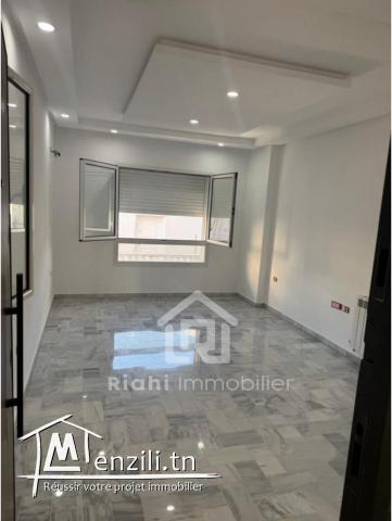 Etage de villade 120 m2  à louer