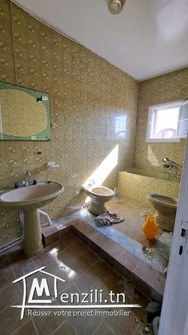 Appartement S+3 à Vendre - Bab El Jazira Tunis Centre-ville