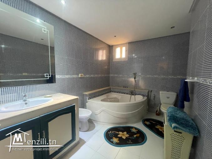 Jolie maison 3 chambres bien équipée à Tezdaine avec vue sur la lagune