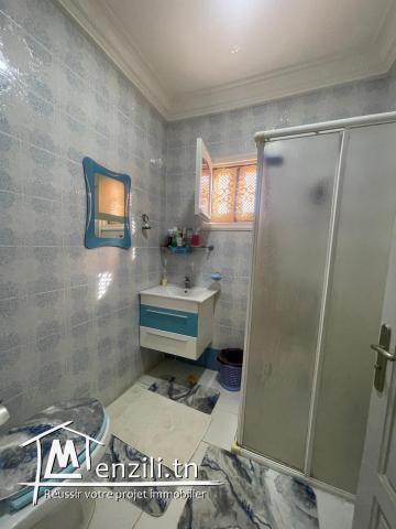 Jolie maison 3 chambres bien équipée à Tezdaine avec vue sur la lagune