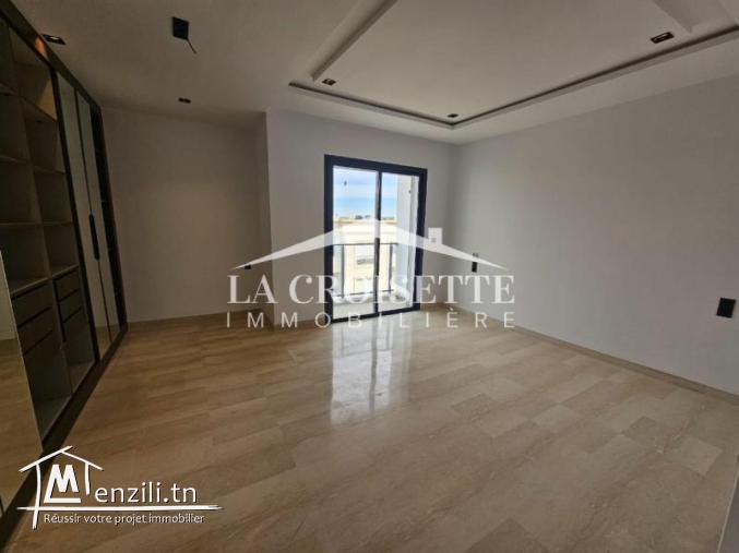 Duplex S+3 à Ain Zaghouan Nord MDL0569